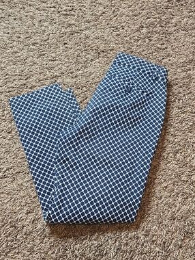 Khakis by Gap Slim City Blue Tile Print Size 2 Pants